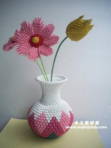 花瓶三角插视频教程,轻松掌握立体插花技巧